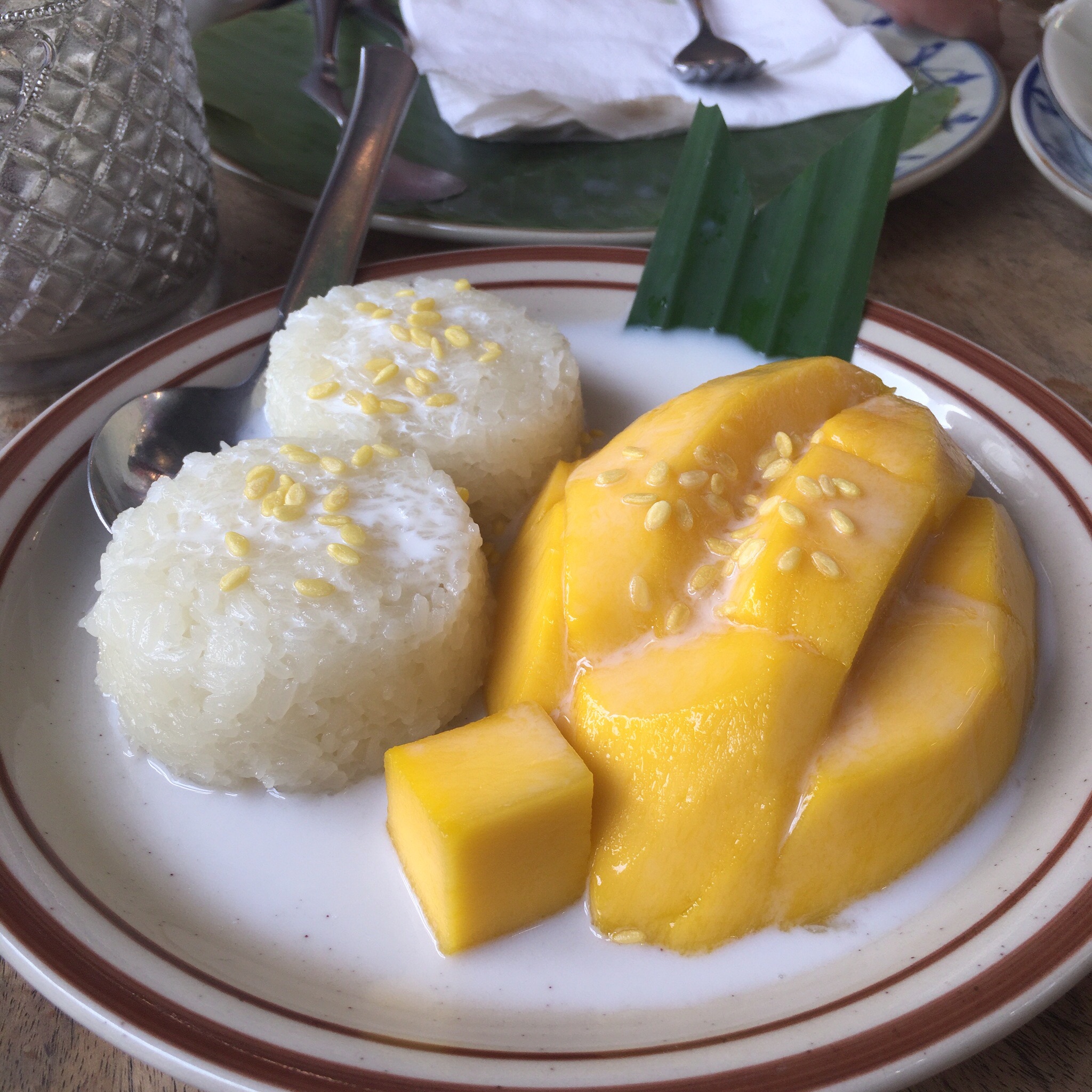 芒果糯米饭:泰国国甜品椰香浓郁 芒果糯米饭