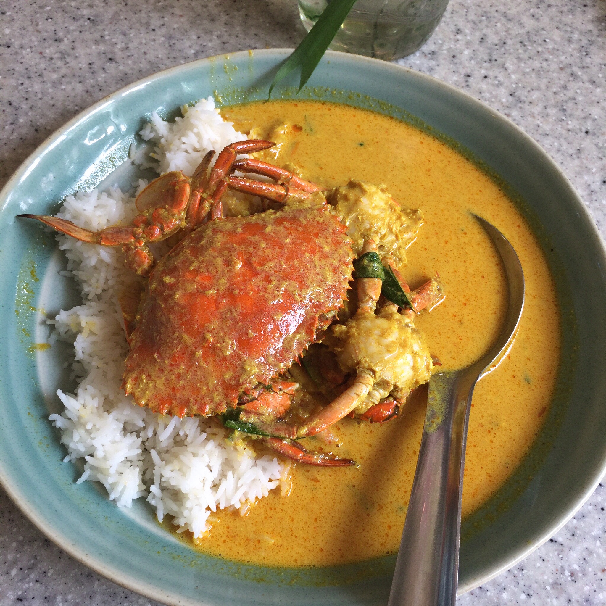 炒蟹咖喱：咖喱浓郁蟹肉鲜甜
